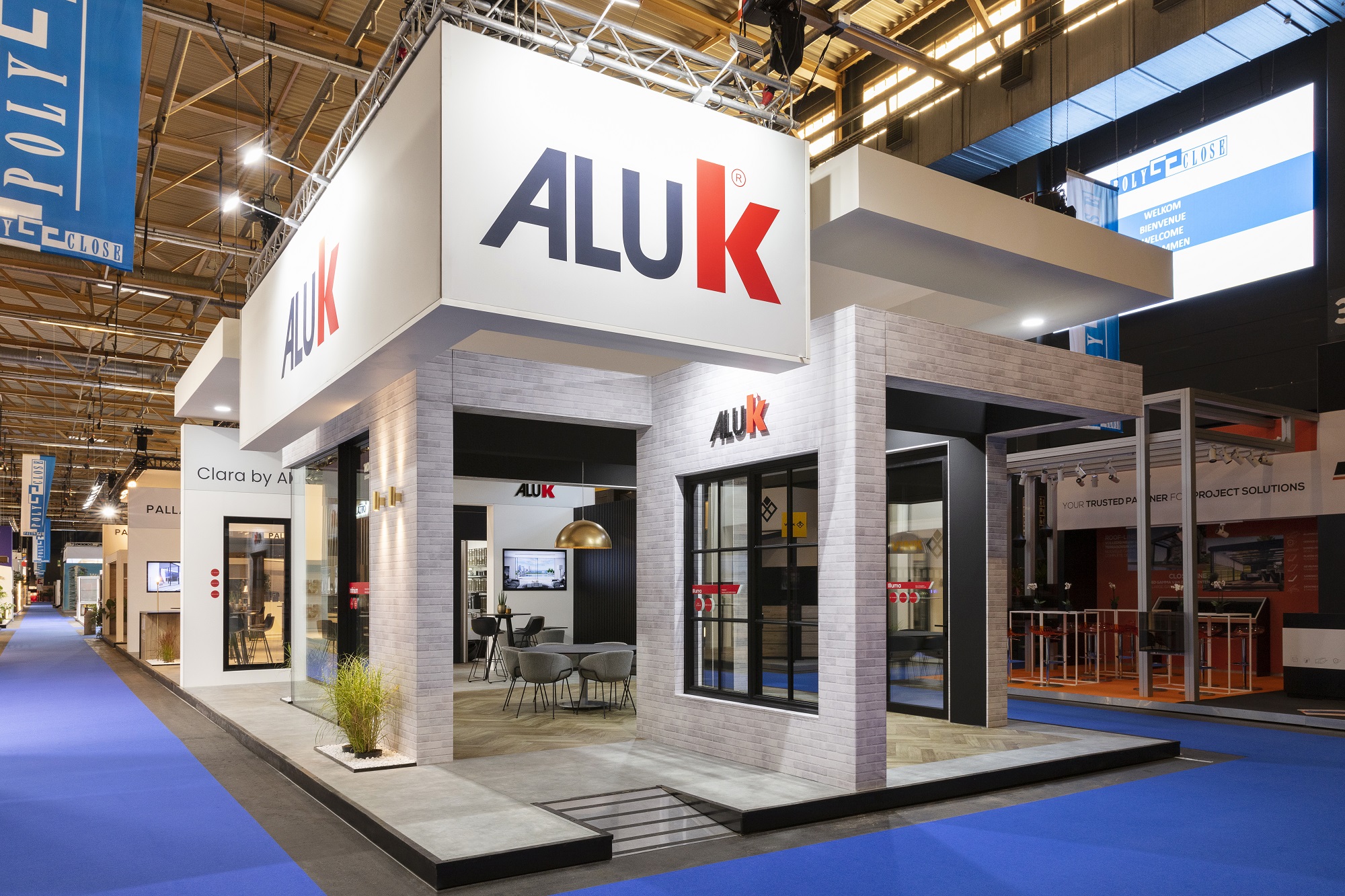 AluK and Pallazzo stand at Polyclose 2022