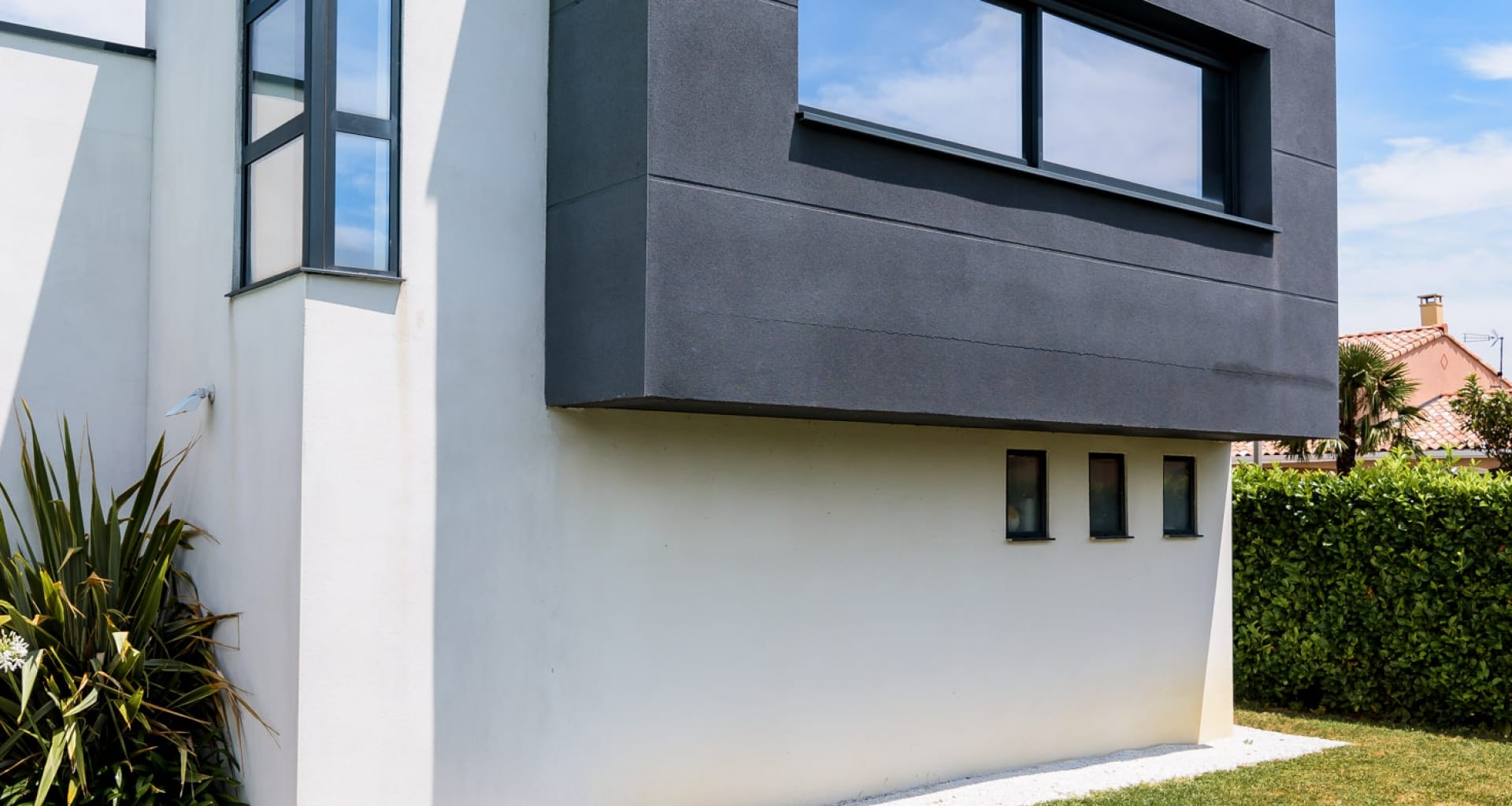 Architect's villa: between renovation and extension.